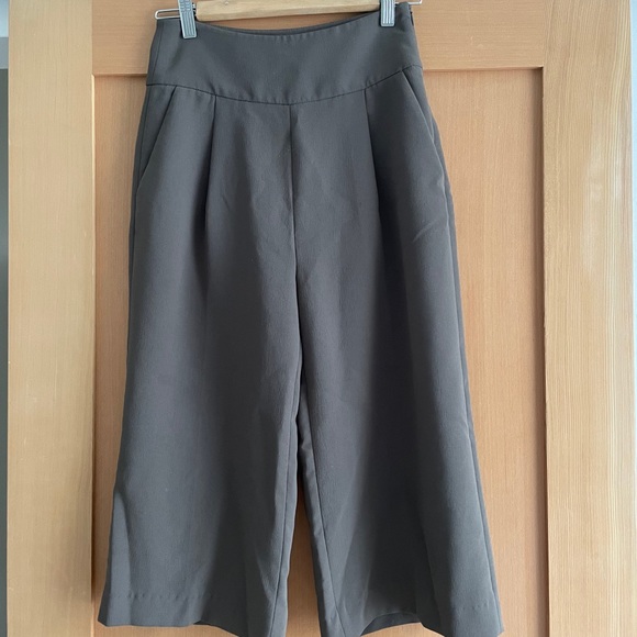 Cropped Wilfred Culottes - Picture 3 of 5